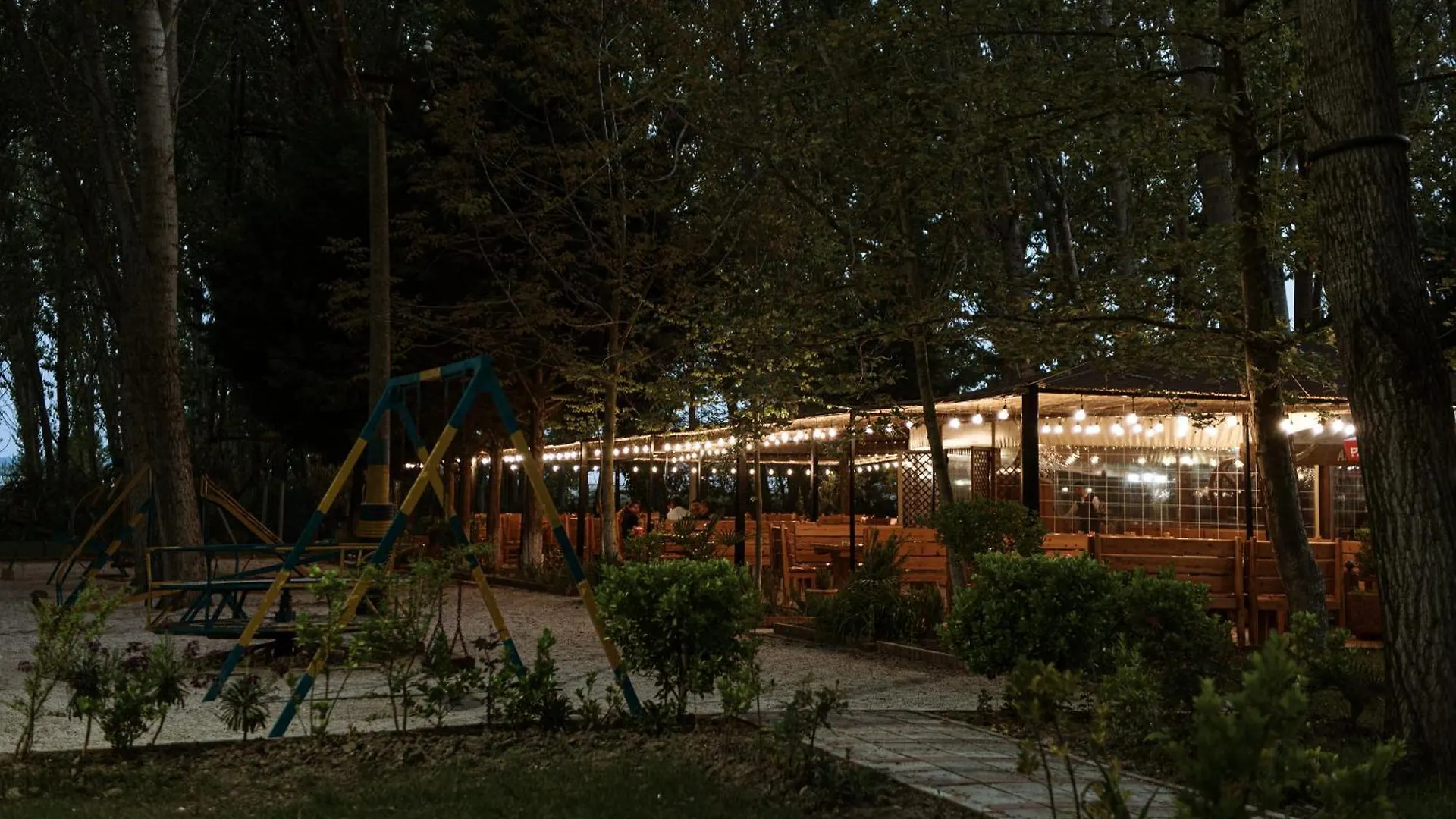 Hotel Taverna Devolli Kucove 5*,