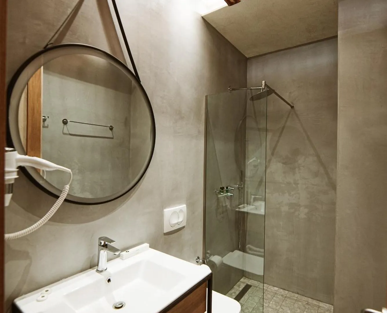 Hotel Taverna Devolli Kucove